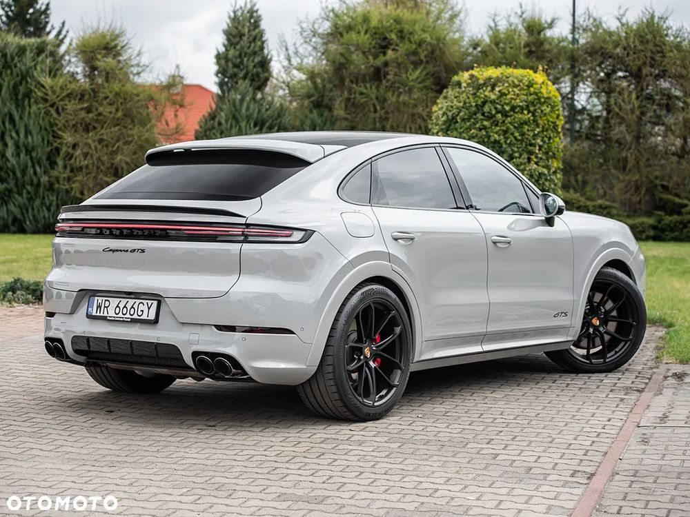Porsche Cayenne - 12