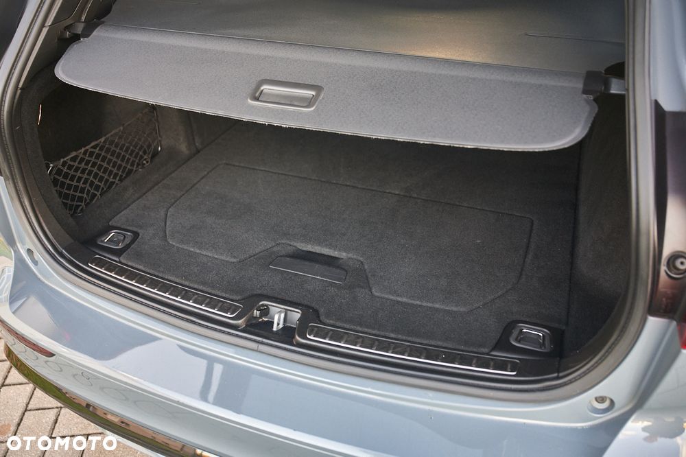 Volvo V60 2022