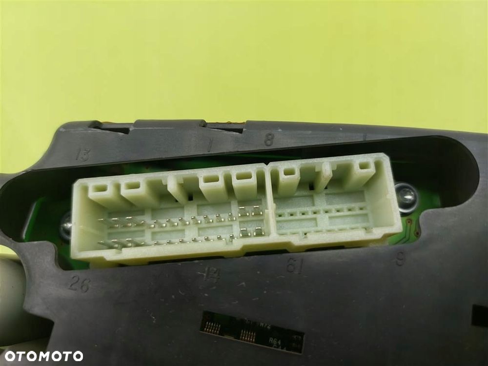 Licznik Dodge Magnum 2004-2008 3,5 V6 B P04602501AD 04837928AA - 3