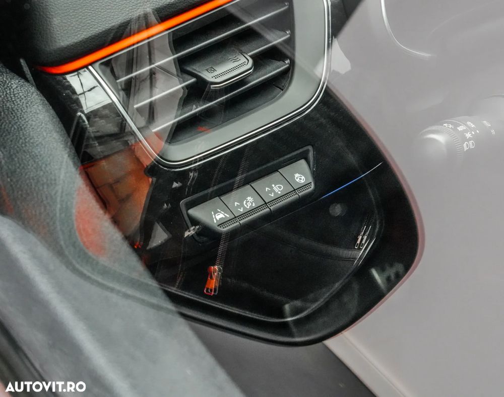 Renault Arkana E-TECH 145 R.S.LINE - 22