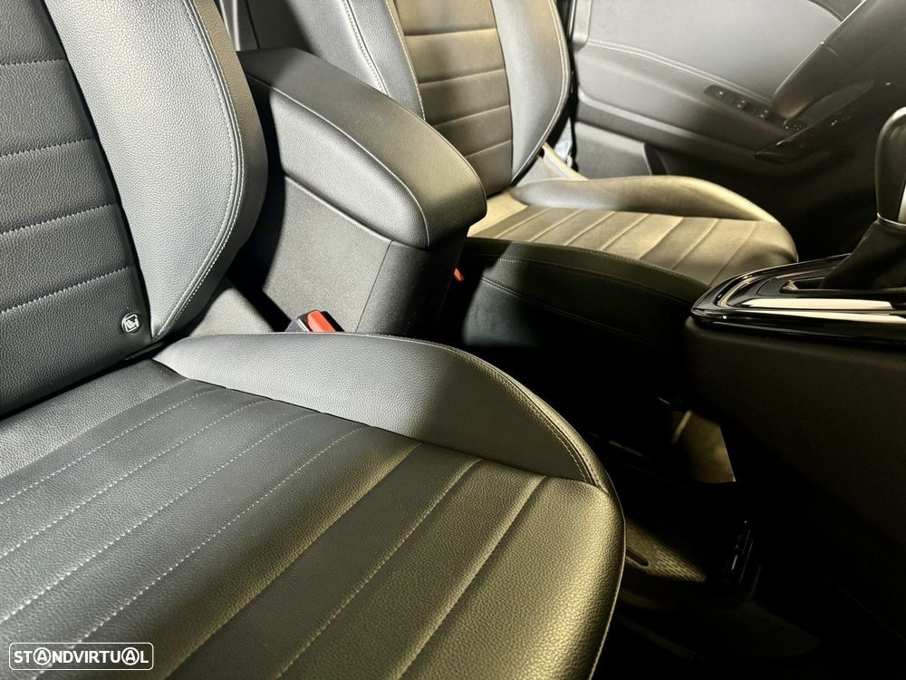 Mercedes-Benz T 180 d - 30