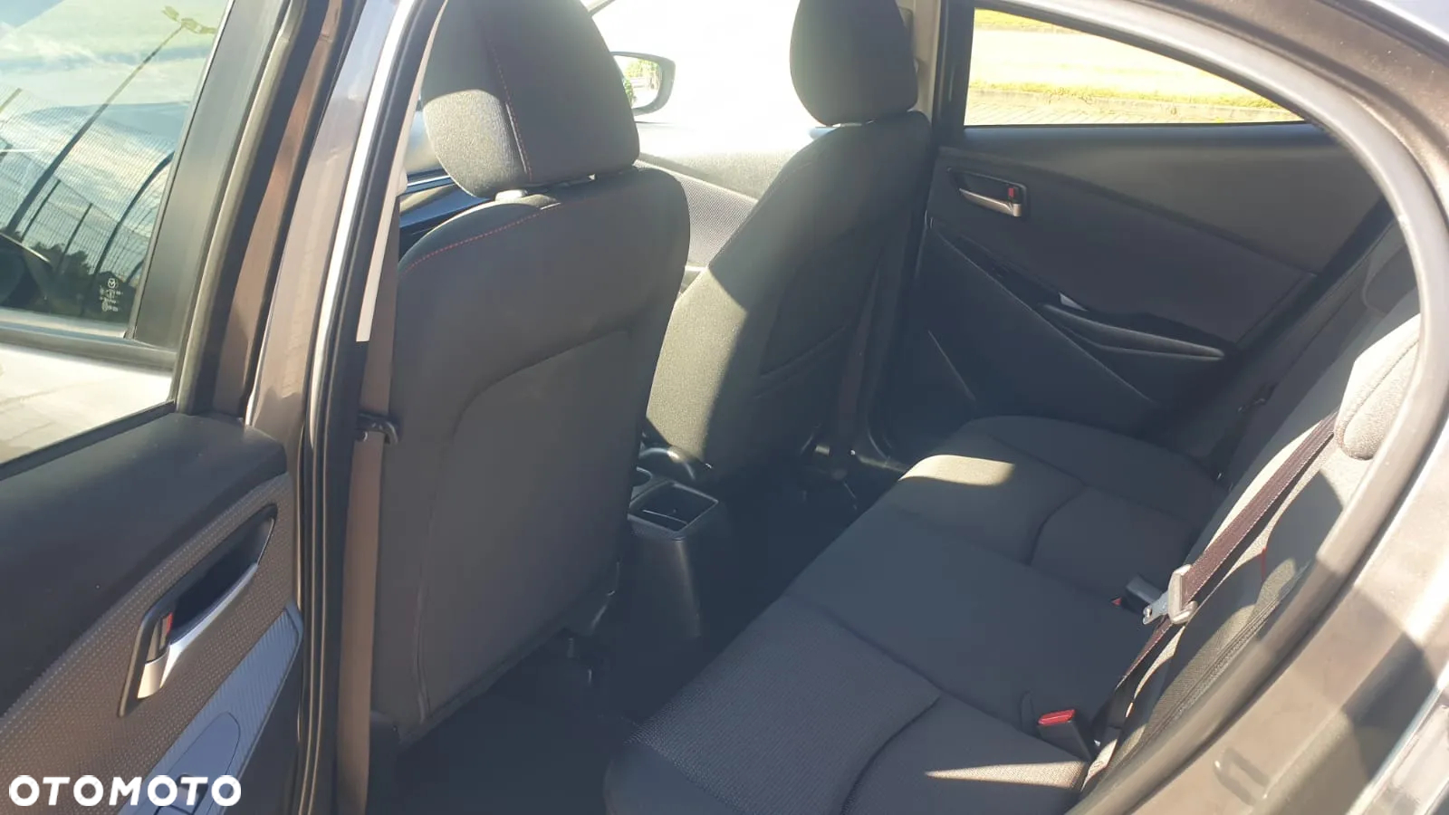 Mazda 2 e-SKYACTIV G 90 M HYBRID Center-Line - 15