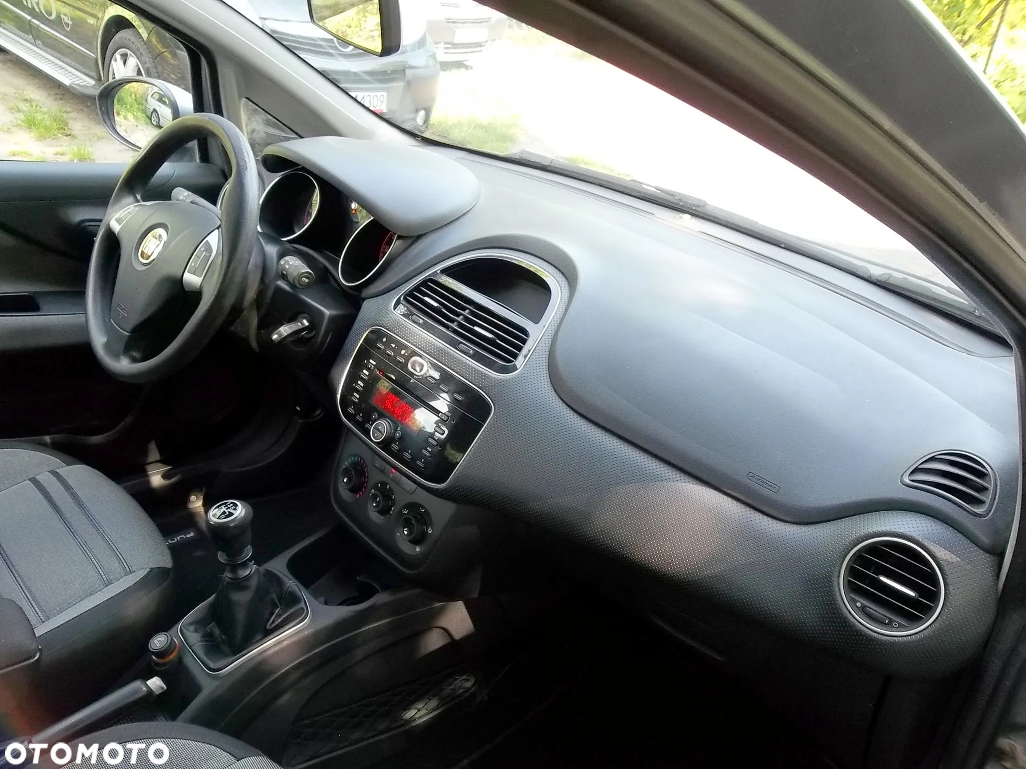 Fiat Punto Evo 1.4 8V MyLife Start&Stop - 6
