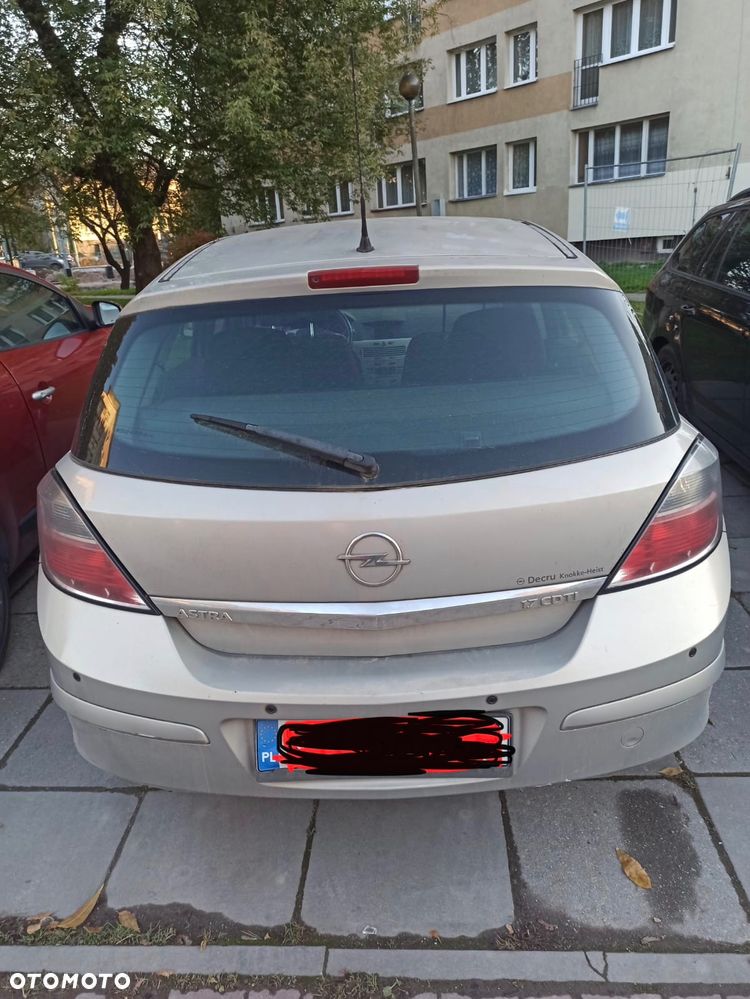Opel Astra - 4