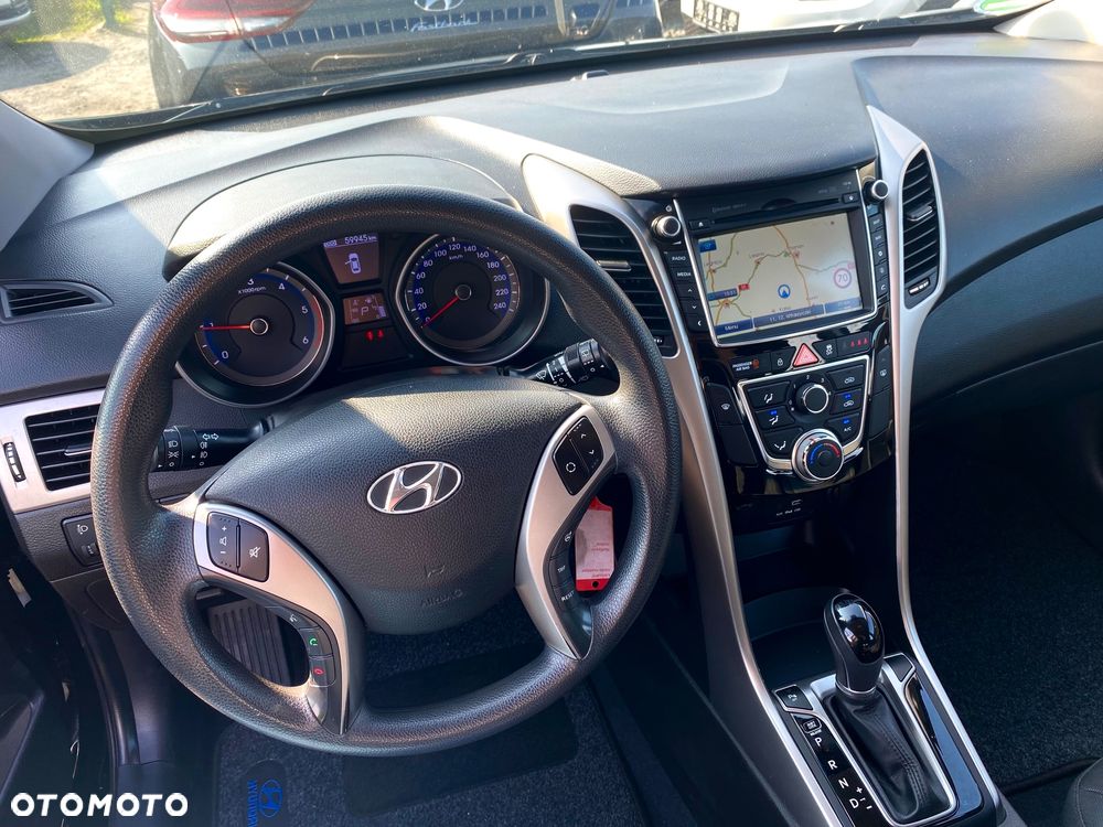 Hyundai i30 - 32