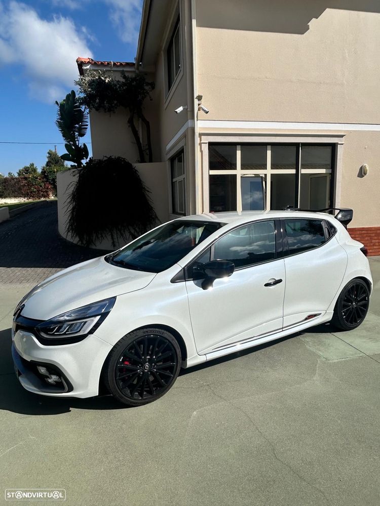 Renault Clio 1.6 T RS Trophy EDC - 1