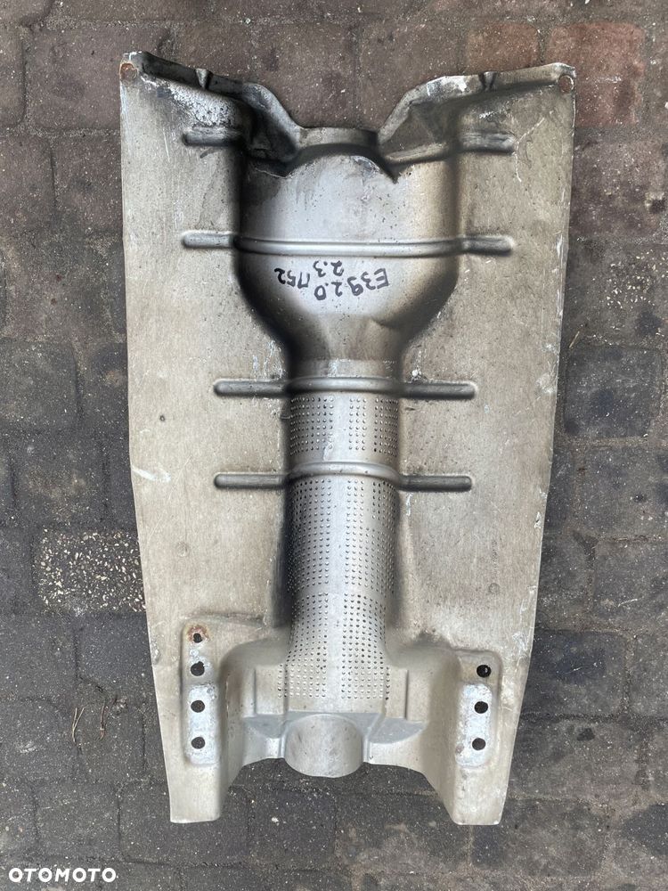 osłona termiczna wydechu bmw e39 2.0 2.3 m53 - 1