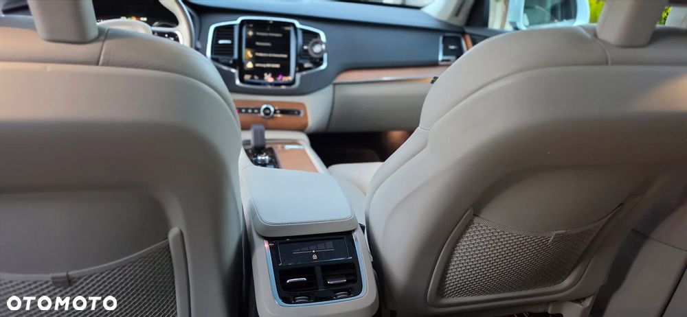 Volvo XC 90 - 17