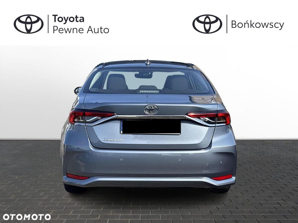 Toyota Corolla - 11