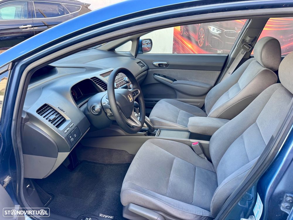 Honda Civic - 9