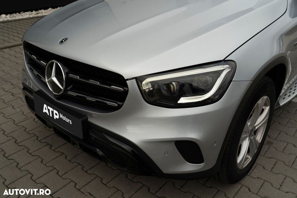 Mercedes-Benz GLC - 27