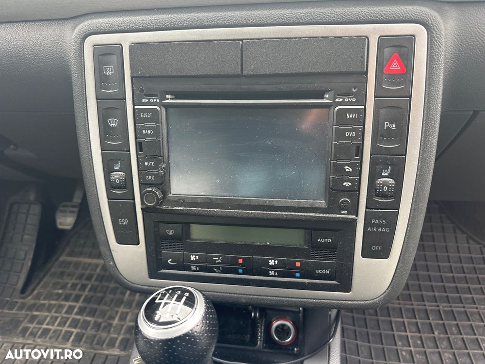 Volkswagen Sharan 2.0 TDI Freestyle - 8