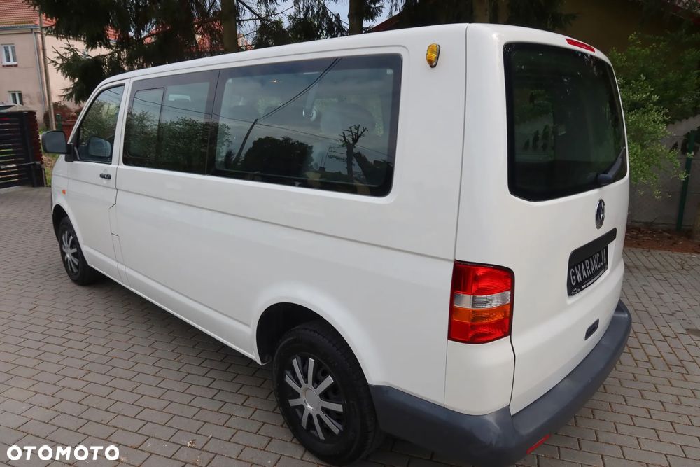 Volkswagen Transporter - 28