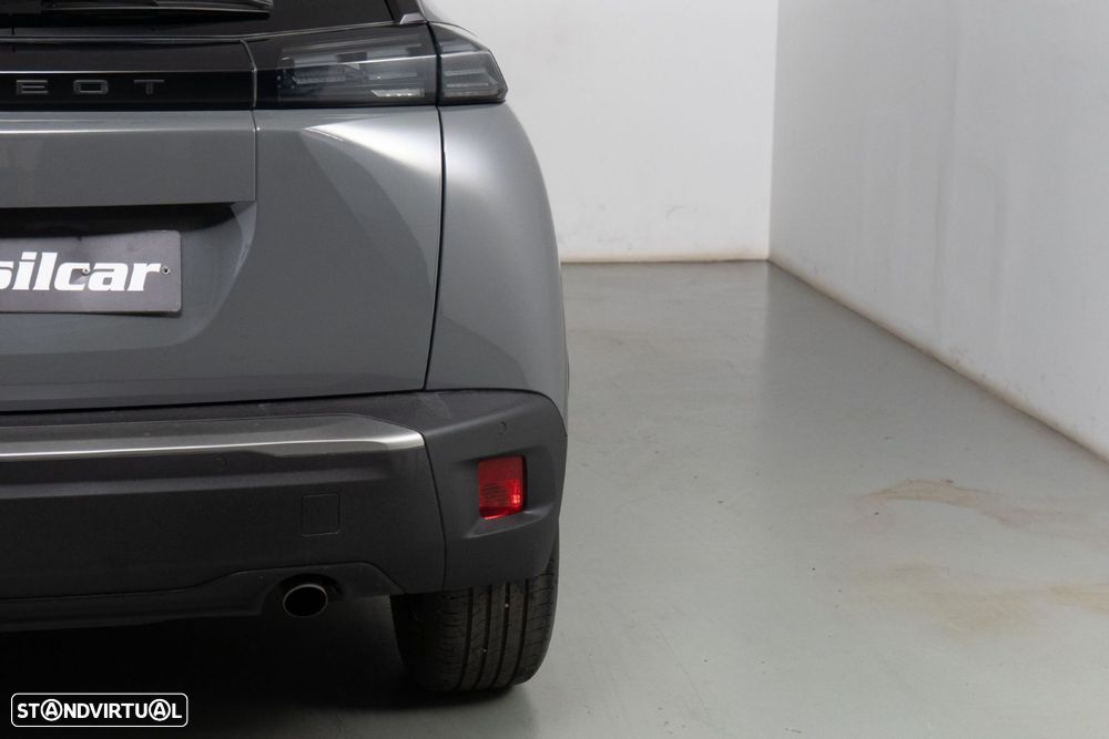Peugeot 2008 1.2 PureTech Allure Pack - 21