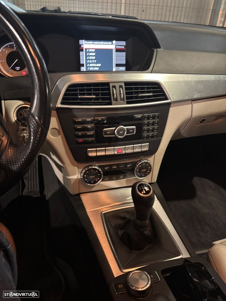 Mercedes-Benz C 220 - 6