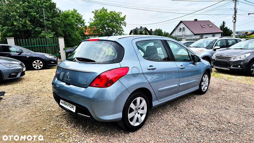 Peugeot 308 1.6 Premium - 11