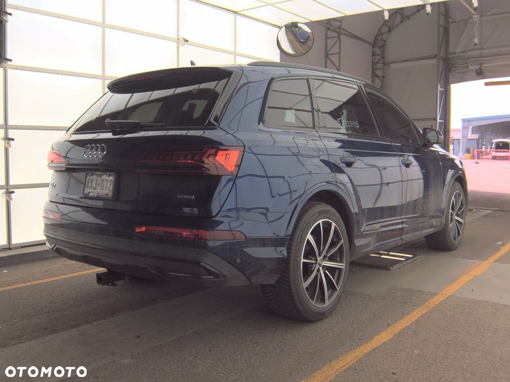 Audi Q7 - 6