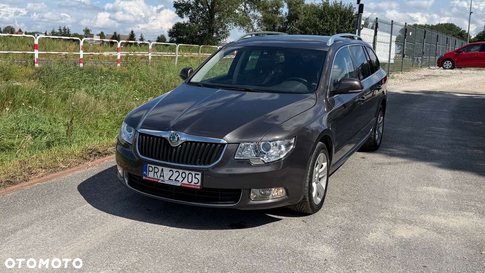 Skoda Superb 2.0 TDI Business DSG - 6