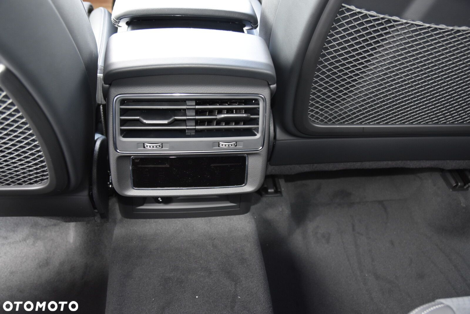 Audi Q7 - 8
