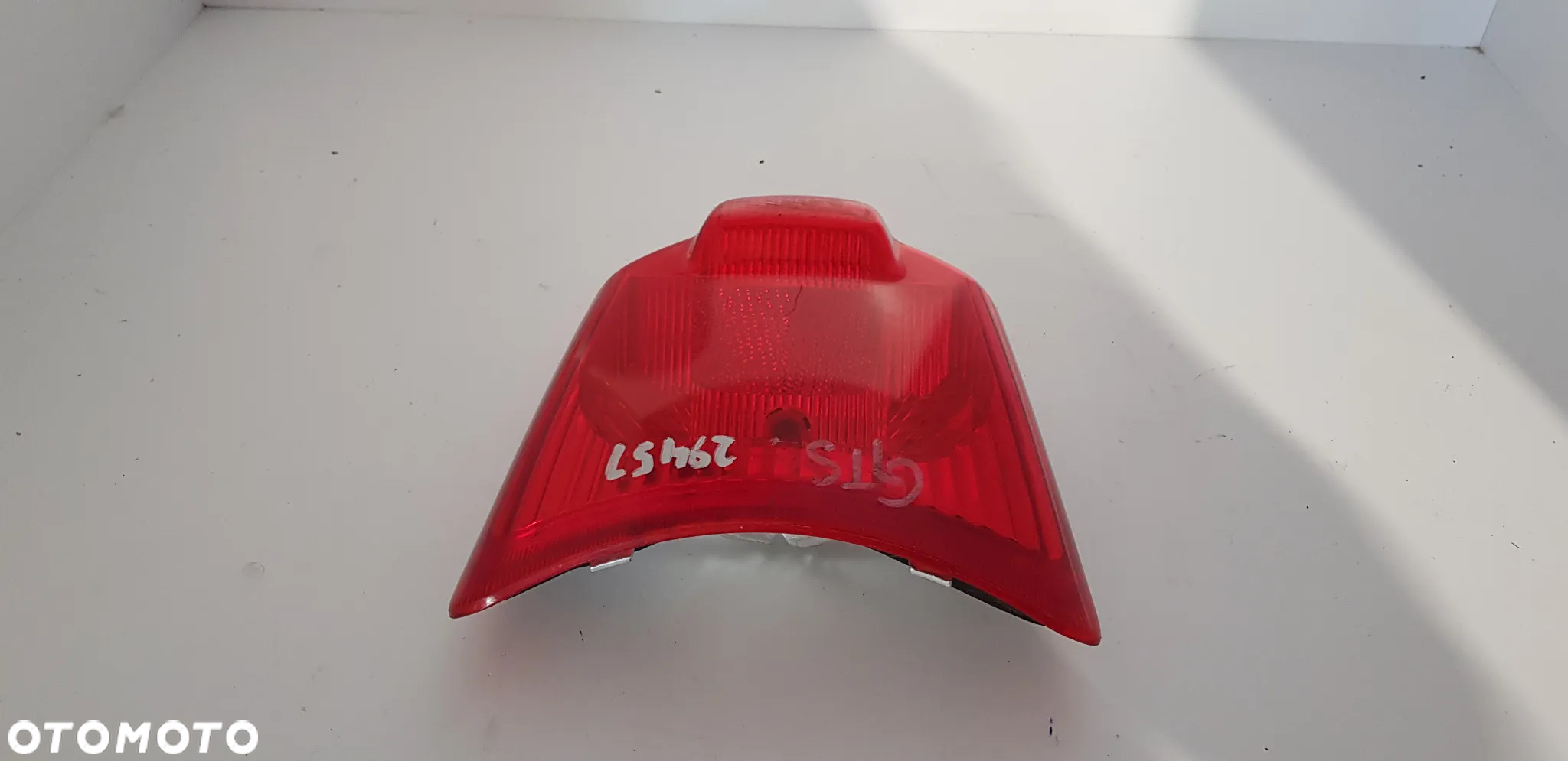 Piaggio Vespa GTS 14-17 Lampa Tył Tylna - 3