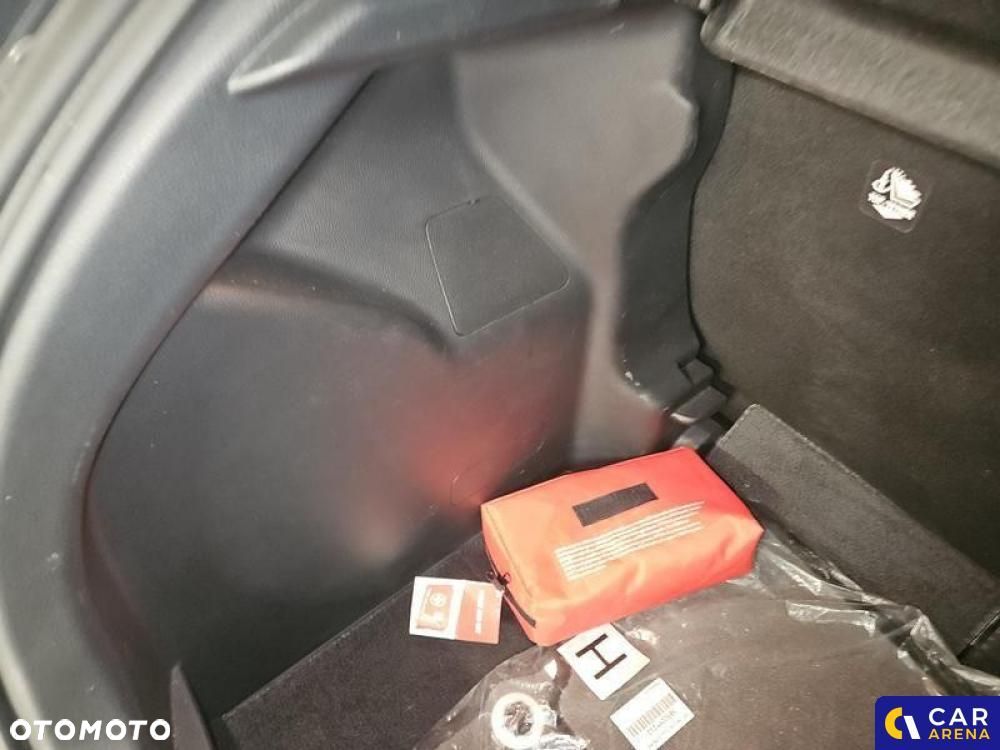 Toyota Yaris 1.5 Comfort - 33