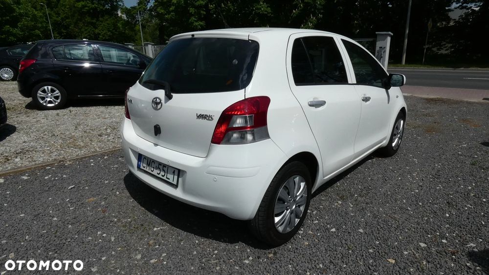 Toyota Yaris 1.33 2010 - 7