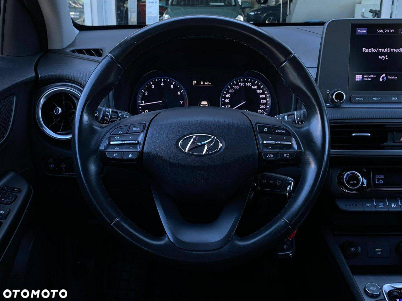 Hyundai Kona - 10