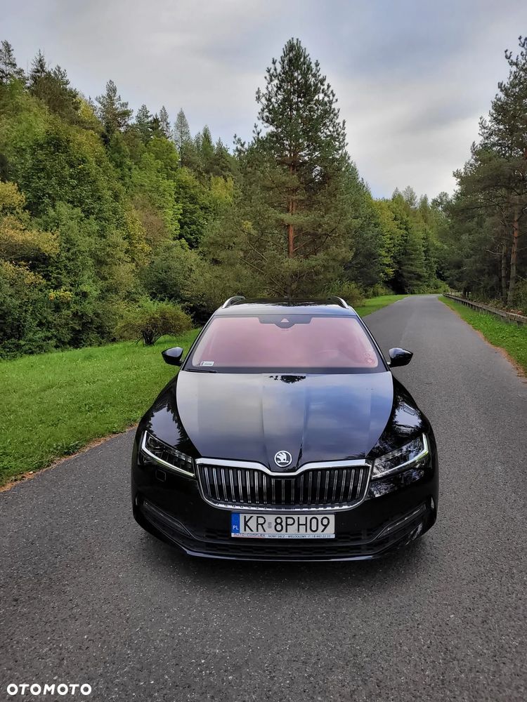 Skoda Superb 2019 photo 2