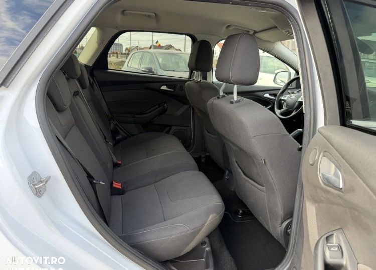 Ford Focus 1.6 EcoBoost Start Stop Titanium - 15