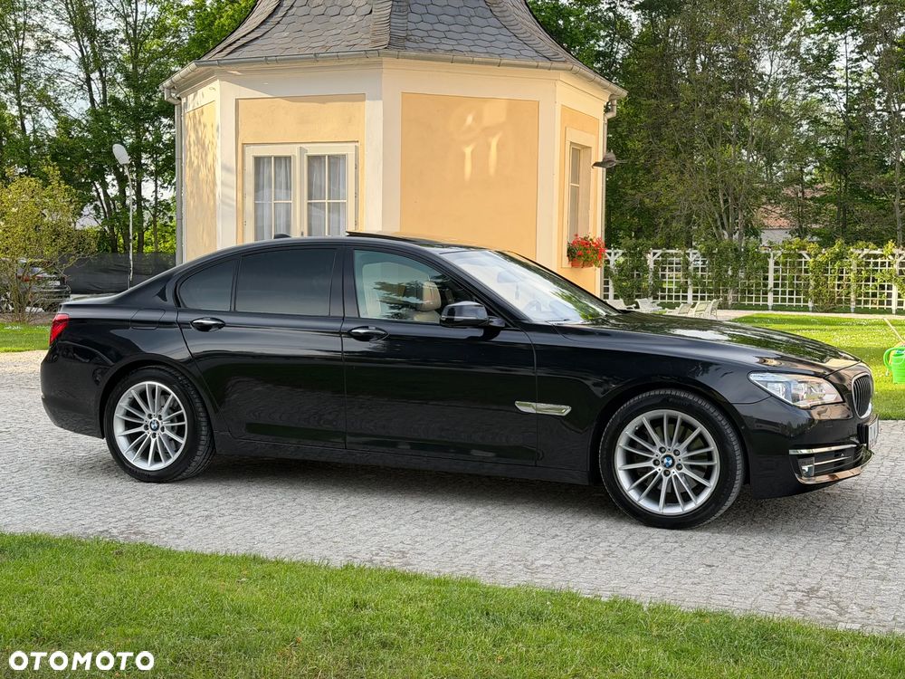 BMW Seria 7 730d xDrive - 13