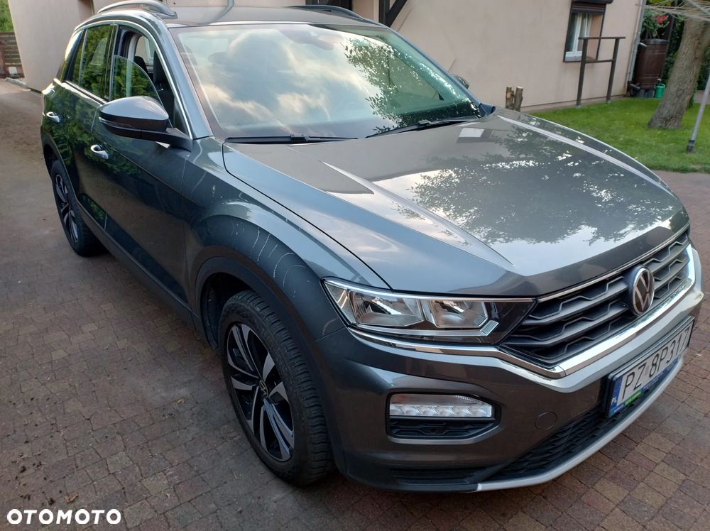 Volkswagen T-Roc - 8