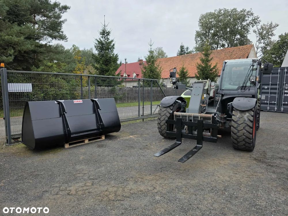 Claas Scorpion 7044 - 22