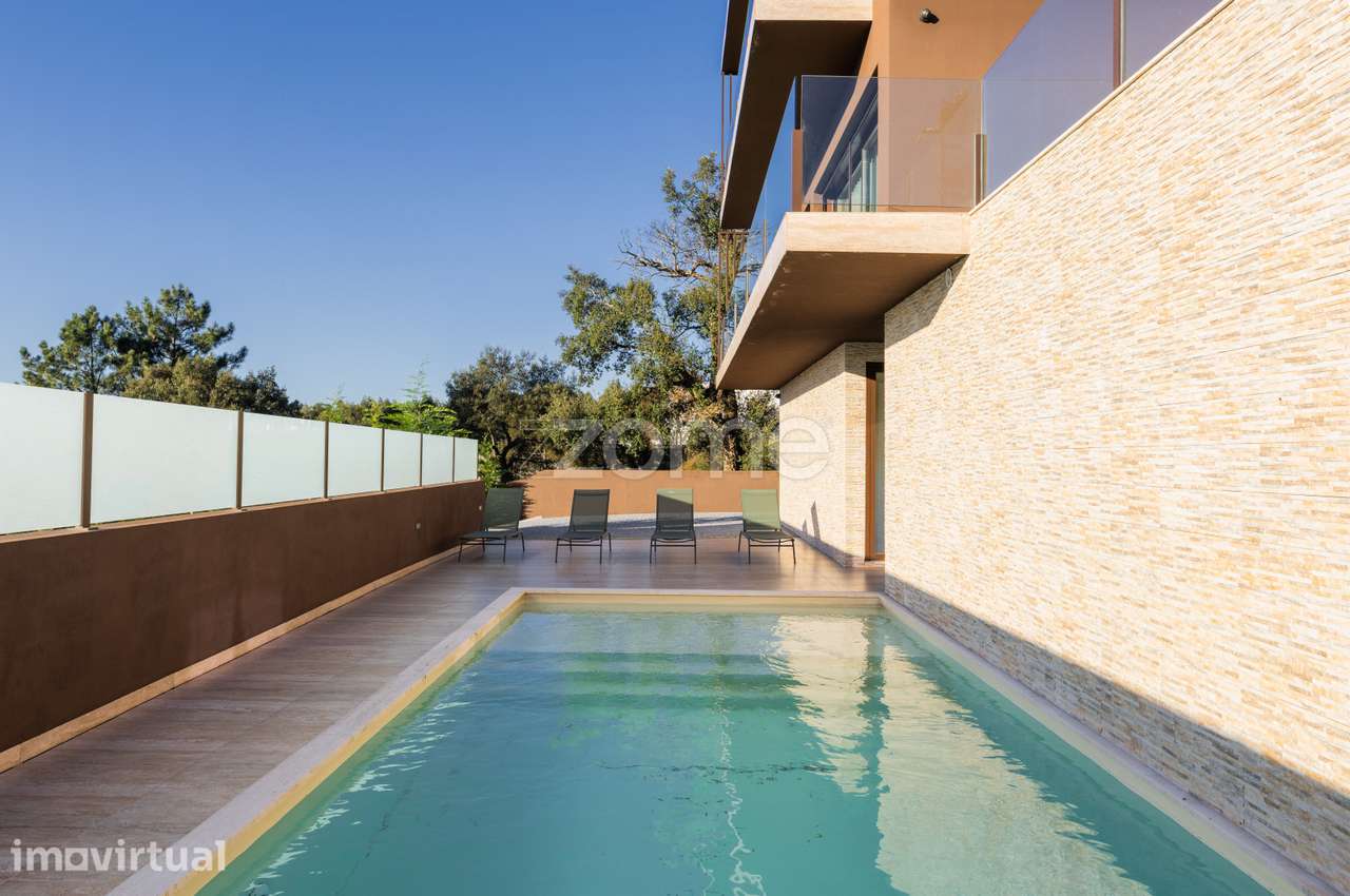 Moradia T3 Individual com piscina - Cabreiros, Braga - Grande imagem: 4/51