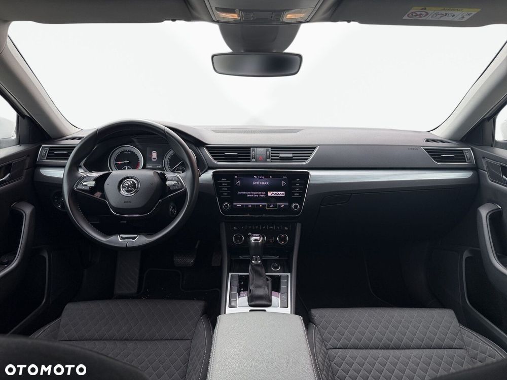 Skoda Superb 2.0 TDI SCR Ambition DSG - 33