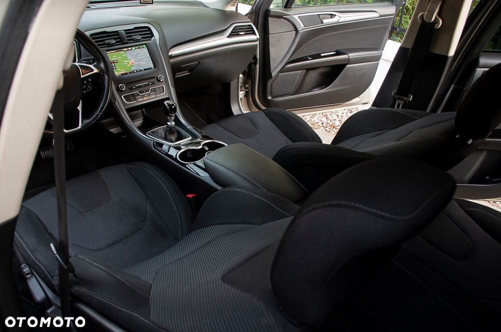 Ford Mondeo 2.0 TDCi STart-Stopp Titanium - 25