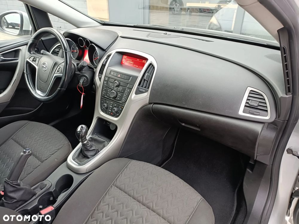 Opel Astra 1.4 Turbo - 15