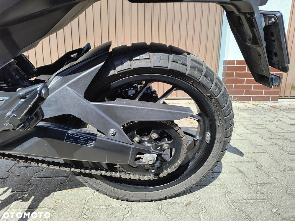 Bajaj Dominar 400 - 11