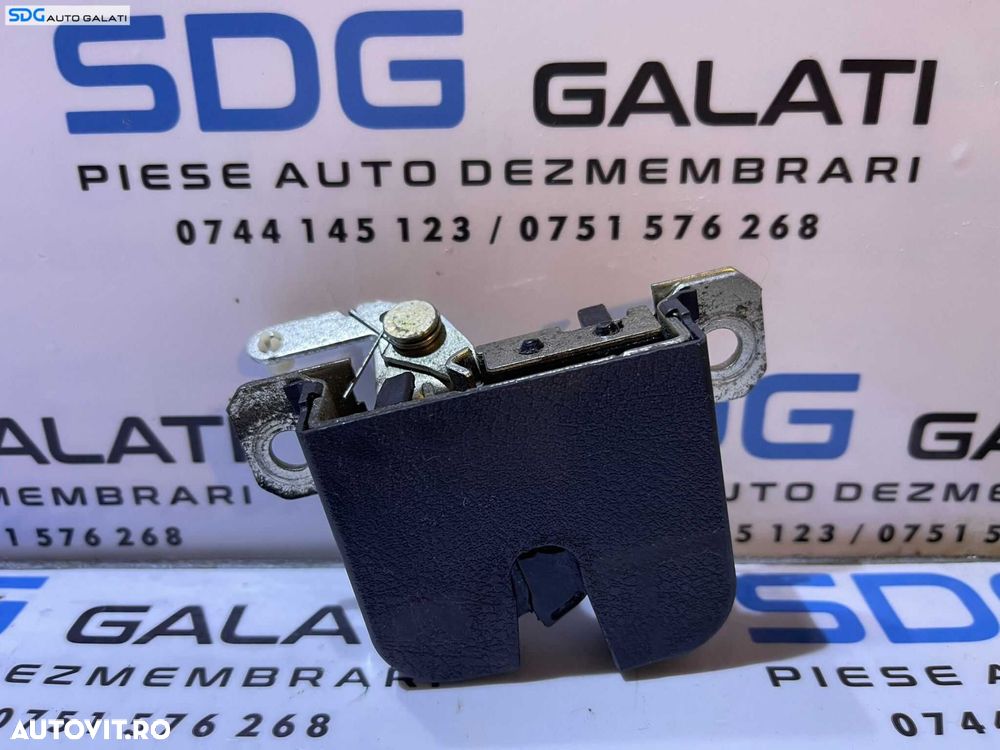 Broasca Incuietoare Hayon Haion Capota Portbagaj Volkswagen Passat B5 Break Combi Variant 1997 - 2000 Cod 6L6827505A 3B9827505C [B3343] - 1