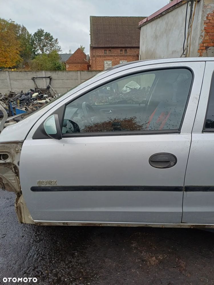 Klapa bagażnika szyba Opel Corsa C 2003r Z157 wszystkie cześci - 5