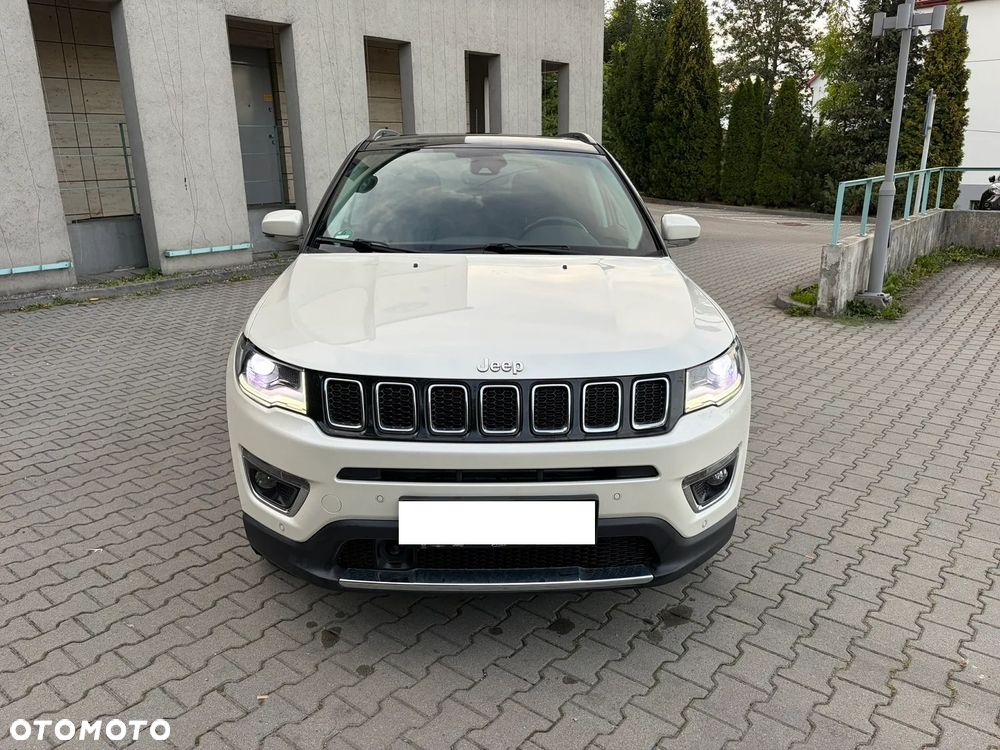 Jeep Compass - 30