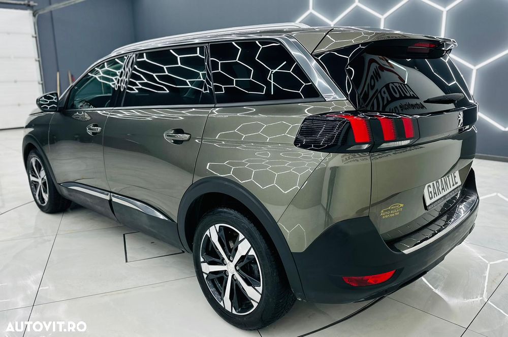 Peugeot 5008 PureTech 130 Stop & Start Allure Business-Paket - 5