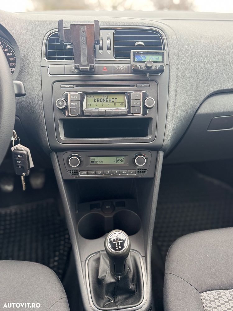 Volkswagen Polo - 16