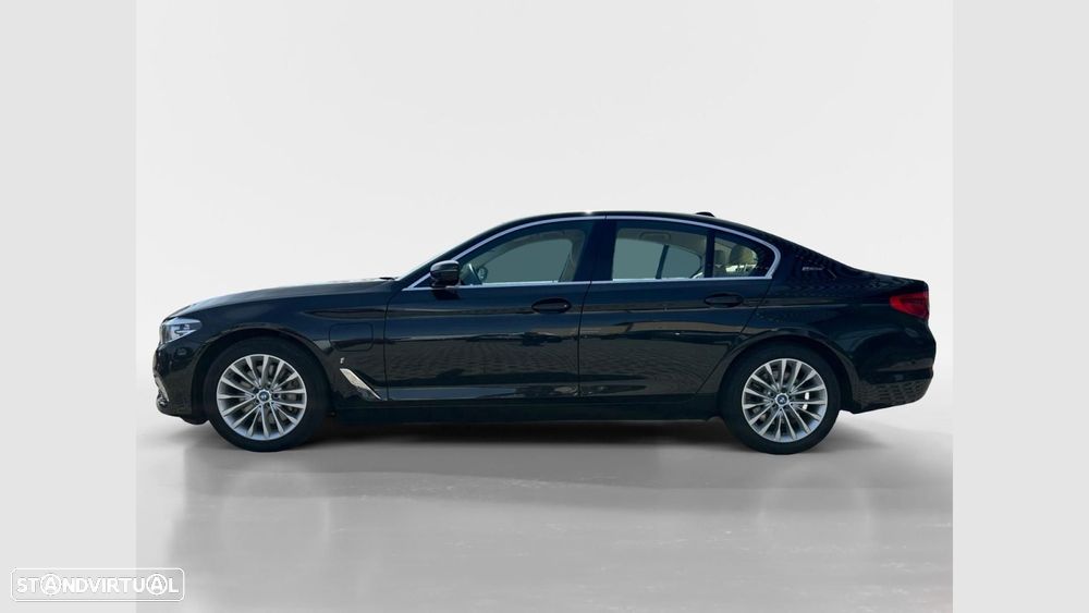 BMW 530 e iPerformance Line Luxury - 5
