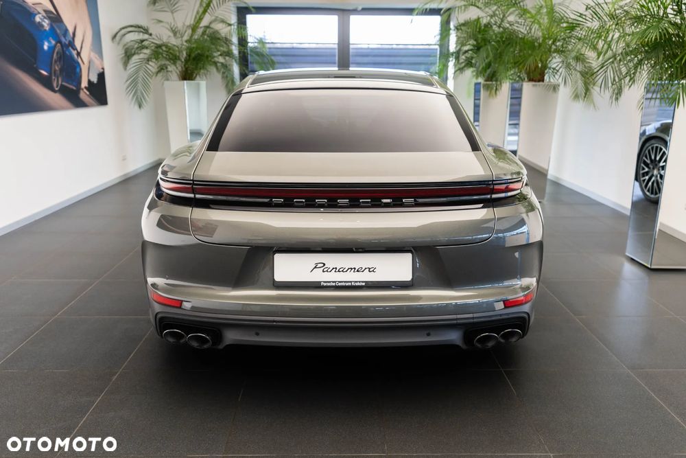 Porsche Panamera 4 E-Hybrid PHEV - 5