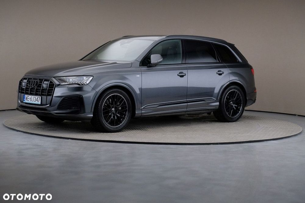 Audi Q7 - 1