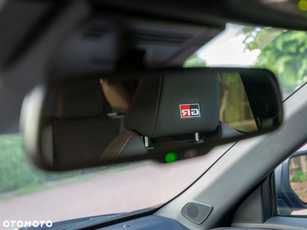Toyota Yaris Cross Hybrid 1.5 GR Sport - 18