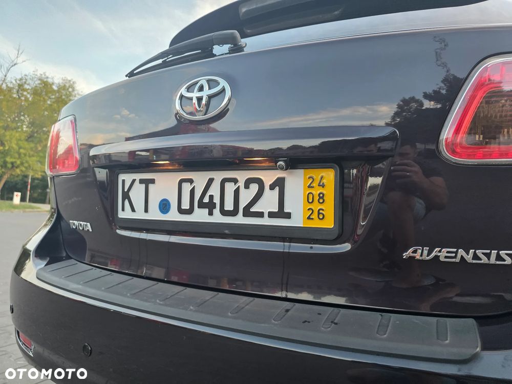 Toyota Avensis 1.8 Executive - 18