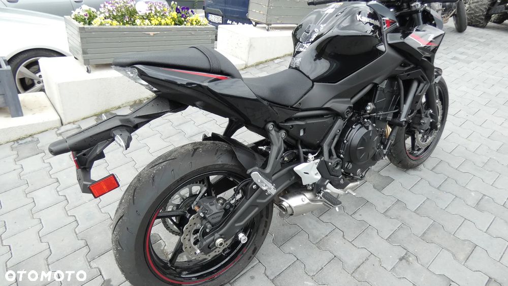 Kawasaki Z 650 - 10