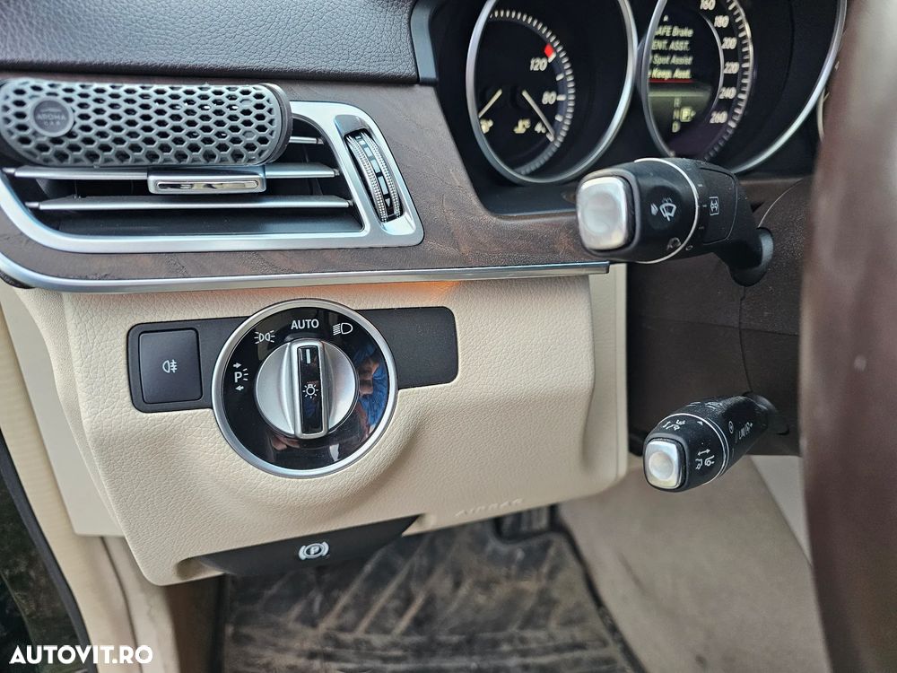 Mercedes-Benz E 220 CDI 7G-TRONIC Elegance - 13