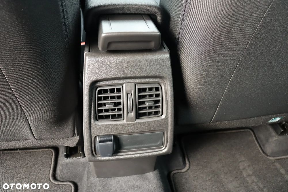 Mitsubishi ASX - 27